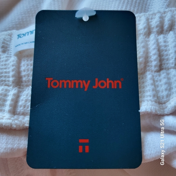 Tommy John Women's Drawstring Lounge Shorts Color Pastel Parchment Size XS NWT - Picture 4 of 10